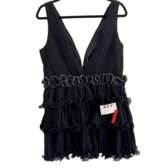 Mac Duggal Pleated Tiered Ruffle chiffon Rosette black Mini Dress size 12 - Picture 8 of 11